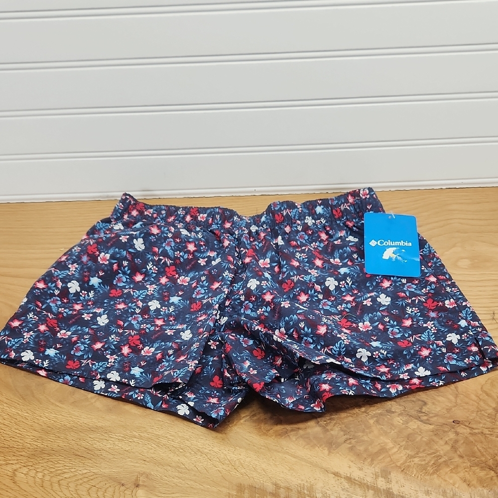 Columbia Women's Snady River II Floral Shorts Size XS 3'' Inseam - Navy and Red